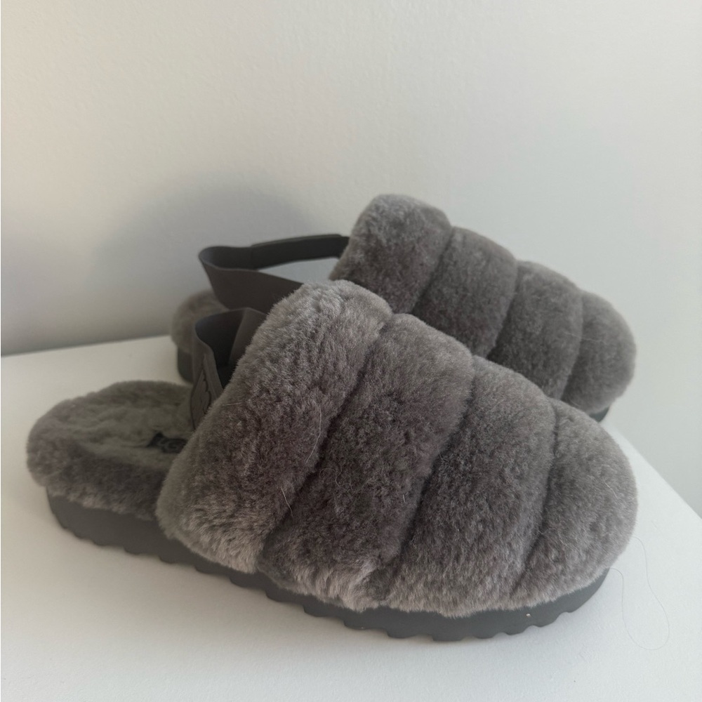 Cozy UGG Plush Slide Slippers in Gray